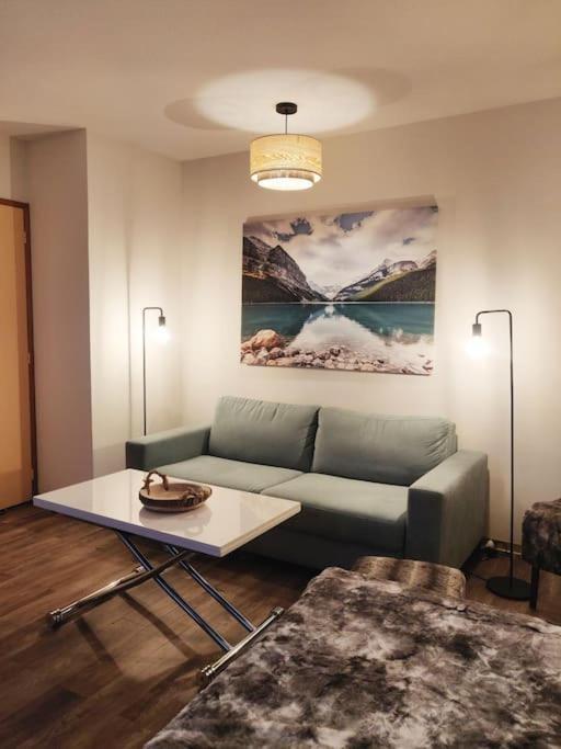 T2 Confortable 31m2 Piscine Terrasse Vue Degagee Montagne Apartment